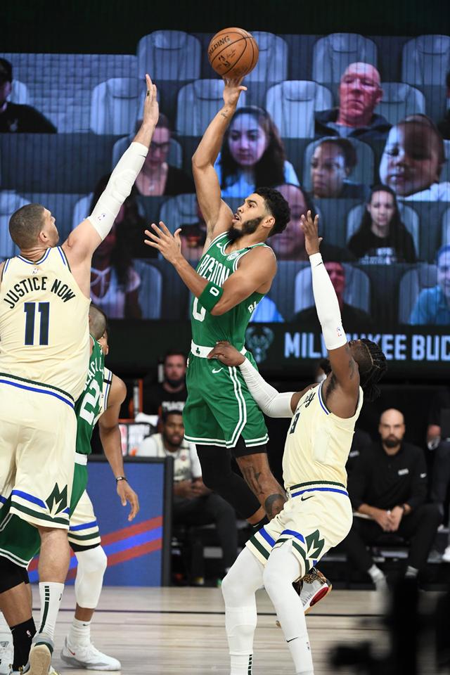 更高舞台的 更高舞台的