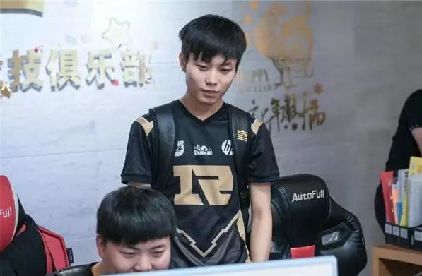 键技能与召 键技能与召
